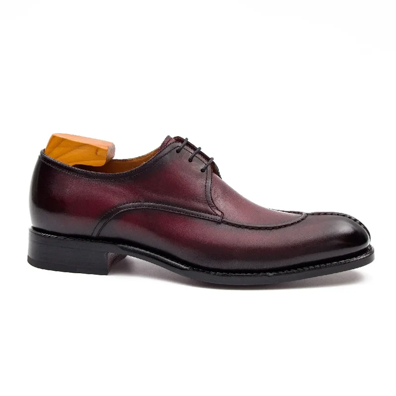 Burgundy leather Derby shoes